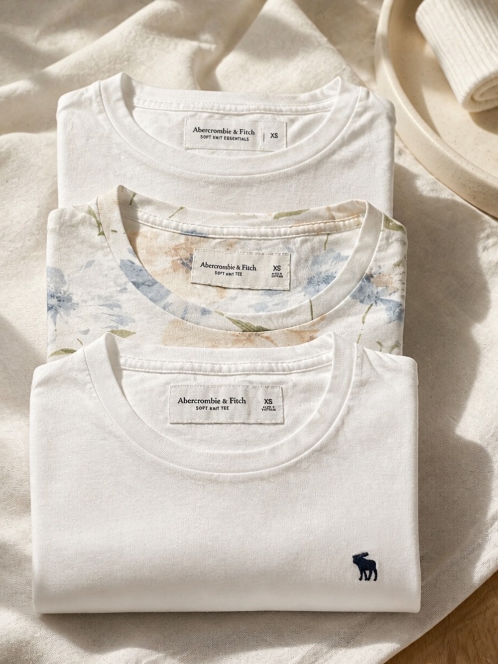 Abercrombie & Fitch Men’s XS Bundle of (3) Crewneck Short Sleeve Shirts Casual